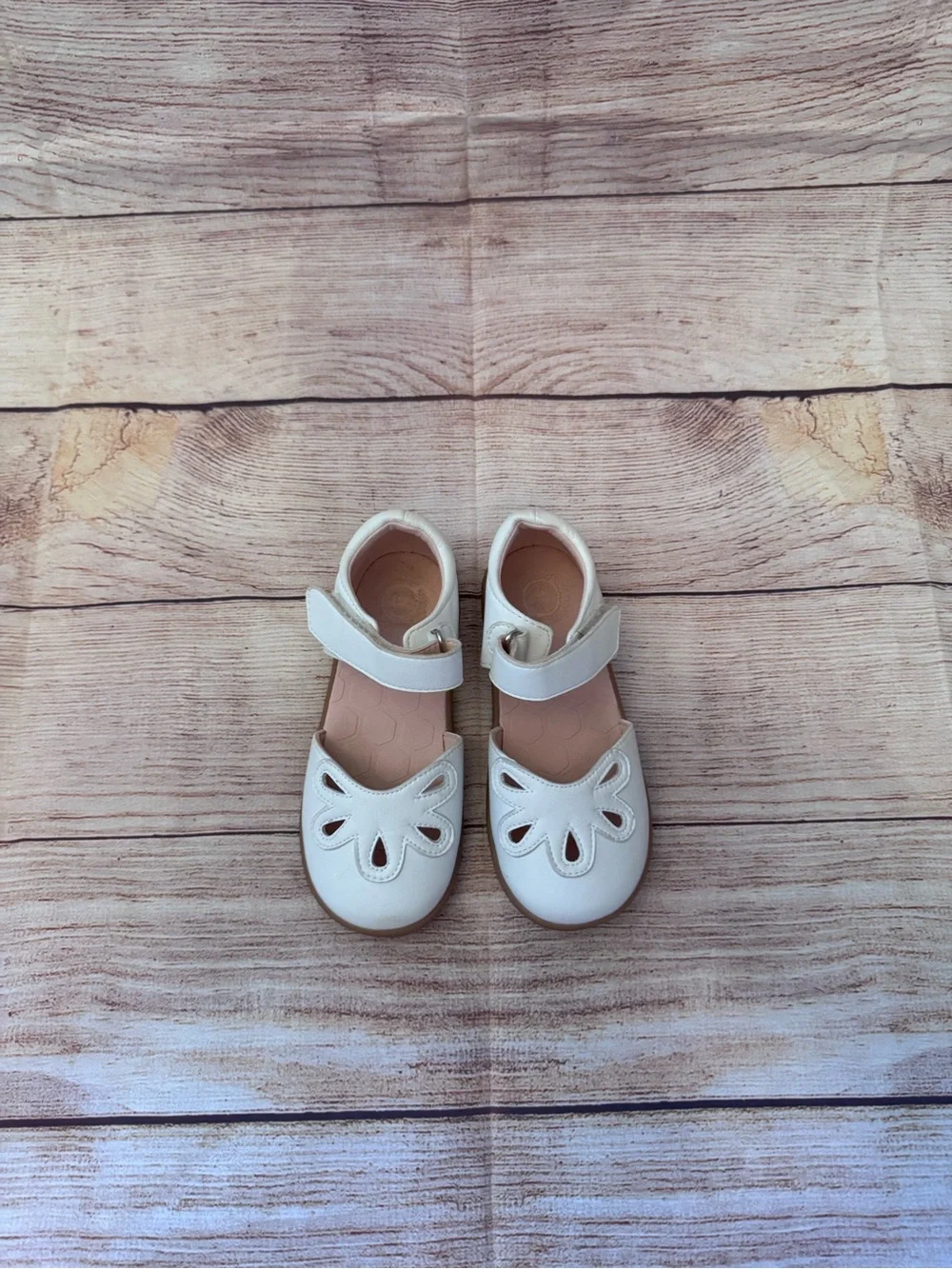 Livie & Luca White Dew Drop Shoes